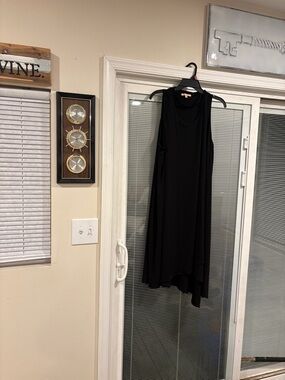 Gibson Latimer Black Asymmetrical Sleeveless Dress